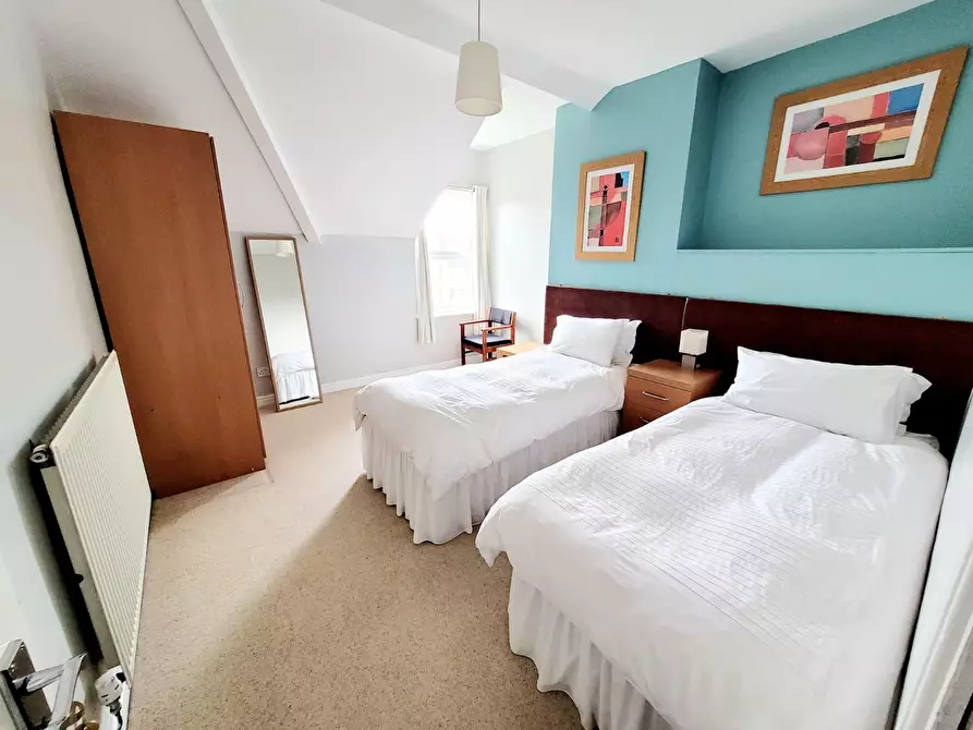 Immagine 9 di Casa indipendente in affitto  in Newsham Drive a 