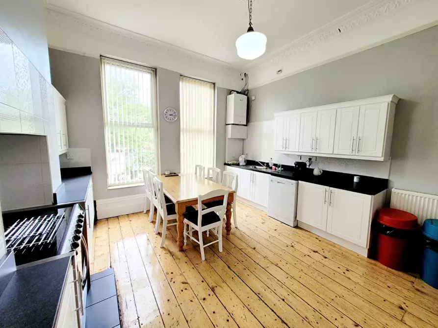 Immagine 5 di Casa indipendente in affitto  in Newsham Drive a 