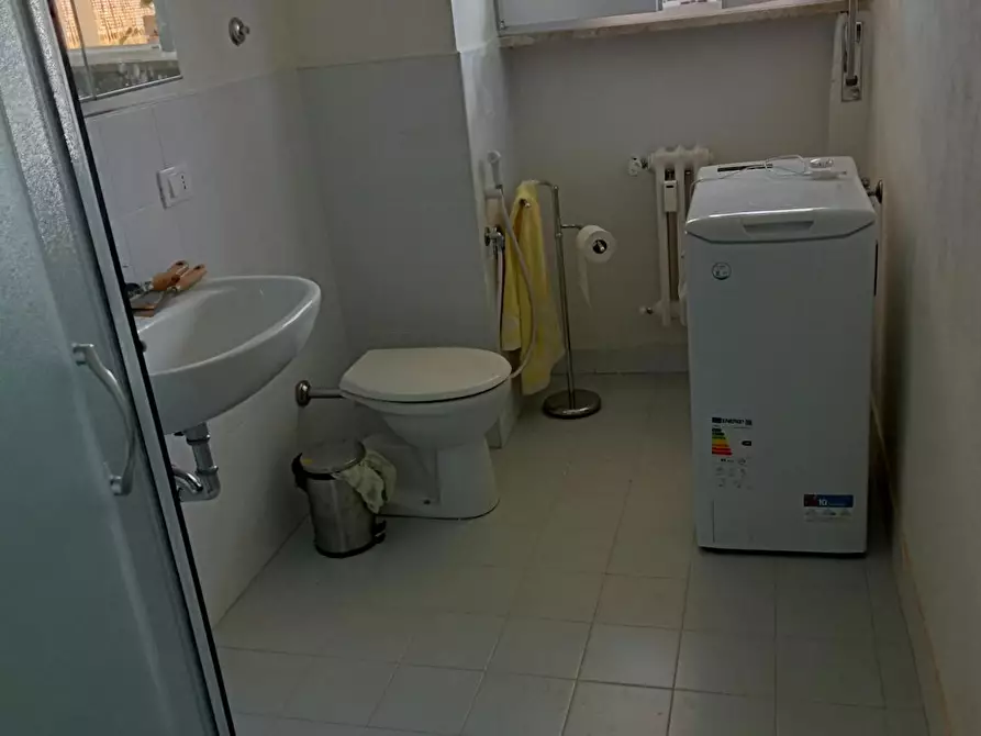 Immagine 3 di Camera in affitto  in Via Erbosa a Firenze