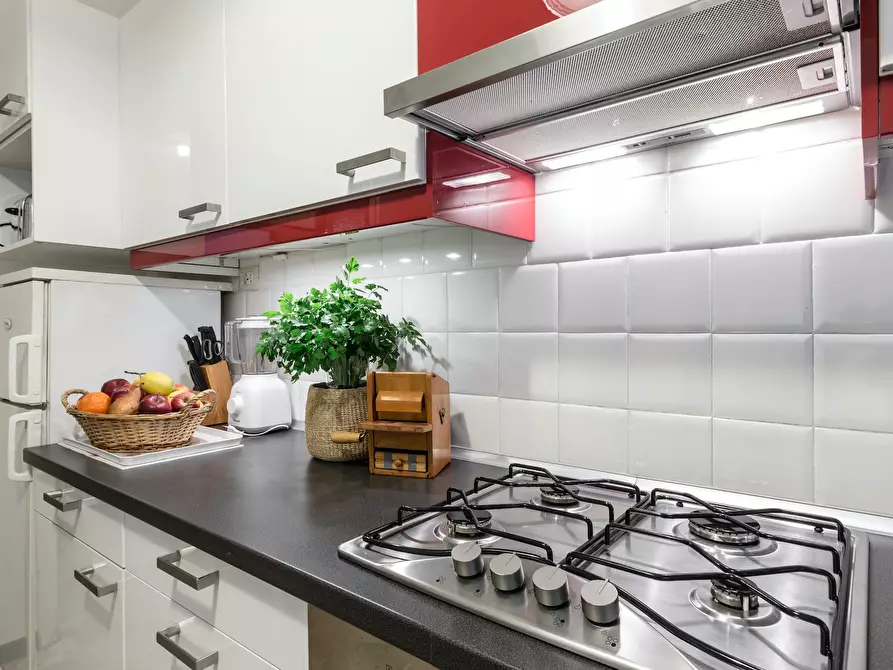 Immagine 6 di Appartamento in affitto  in Viale Montello a Milano