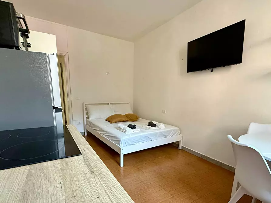 Immagine 1 di Camera in affitto  in Via Giuseppe Garibaldi a Pisa