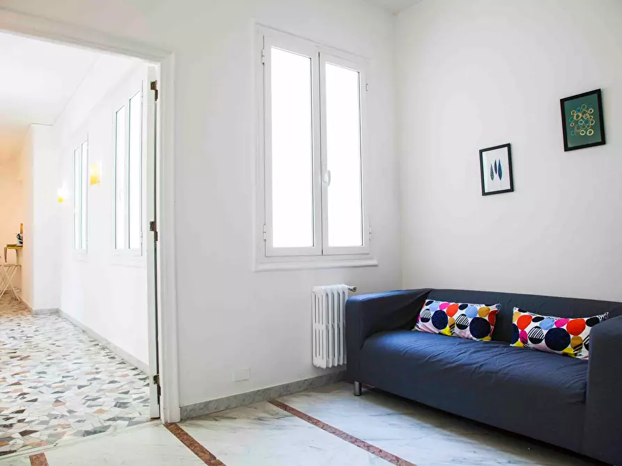 Immagine 7 di Camera in affitto  in Via Nemorense a Roma