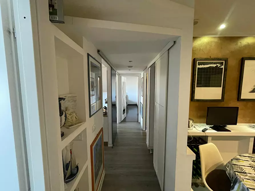 Immagine 5 di Camera in affitto  in Viale Eretum a Roma