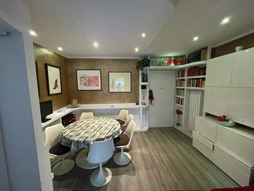 Immagine 10 di Camera in affitto  in Viale Eretum a Roma