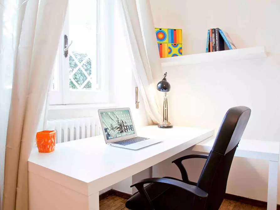 Immagine 2 di Camera in affitto  in Via Temistocle Calzecchi Onesti a Roma