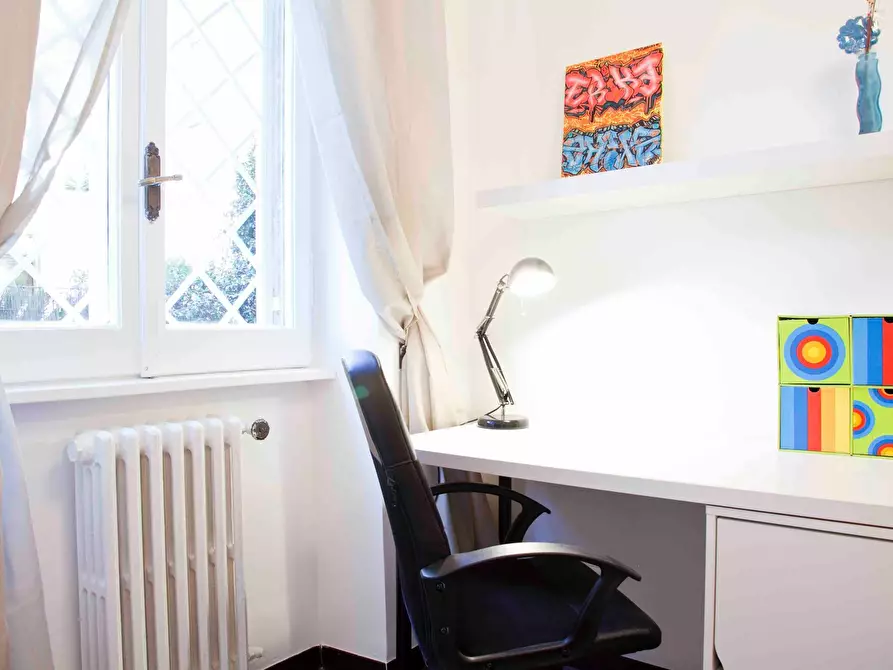 Immagine 3 di Camera in affitto  in Via Temistocle Calzecchi Onesti a Roma