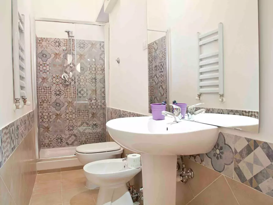 Immagine 8 di Camera in affitto  in Via Temistocle Calzecchi Onesti a Roma