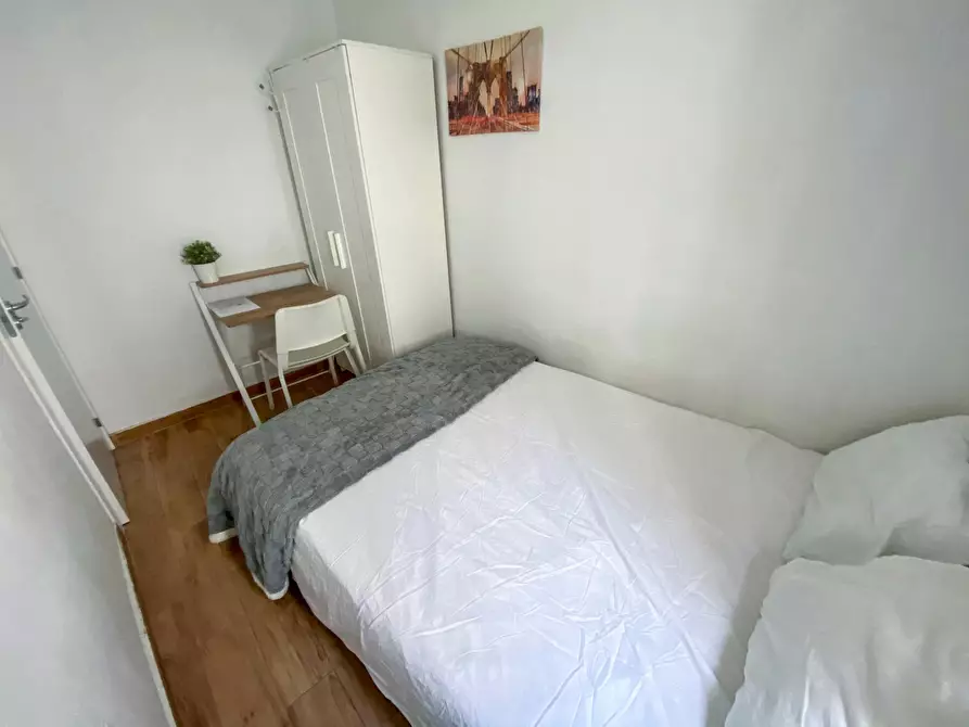 Immagine 3 di Camera in affitto  in Calle San Vicente de Paúl a Sevilla