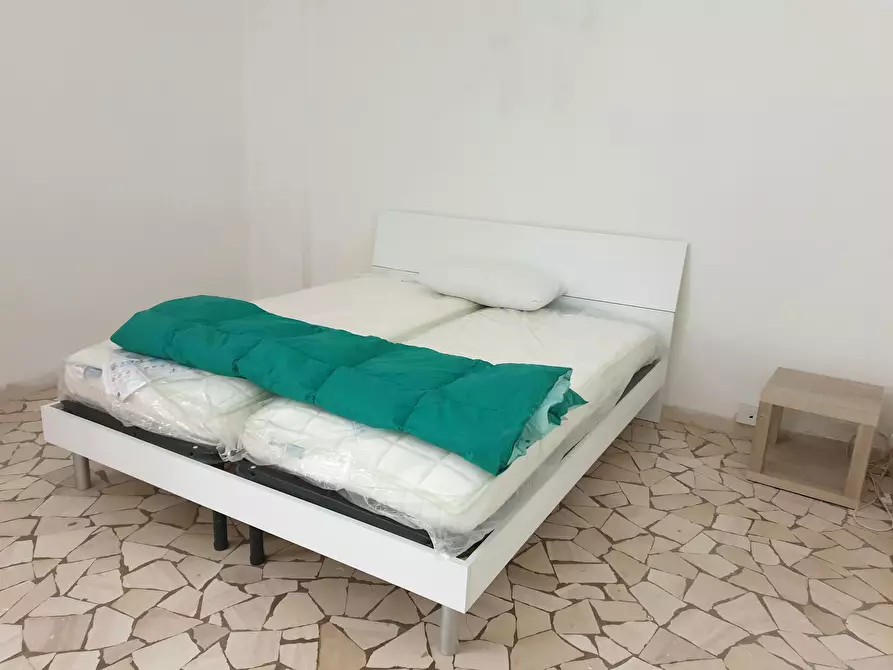 Immagine 1 di Camera in affitto  in Via Castelbarco a Trento