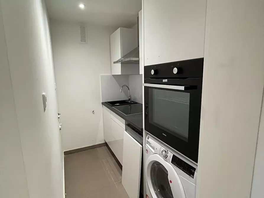 Immagine 4 di Camera in affitto  in Friedrich-Engels-Bogen a München