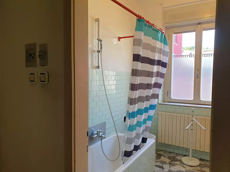 Immagine 9 di Camera in affitto  in Via Castelbarco a Trento