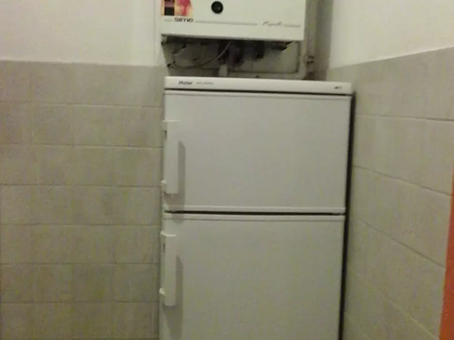 Immagine 10 di Camera in affitto  in Via Castelbarco a Trento