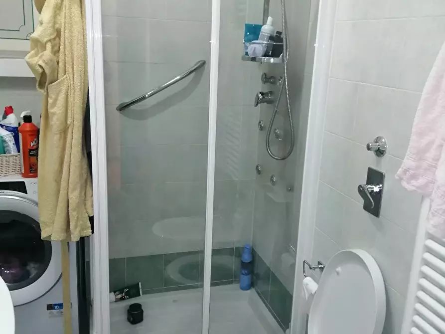 Immagine 6 di Camera in affitto  in Via Volturno a Milano