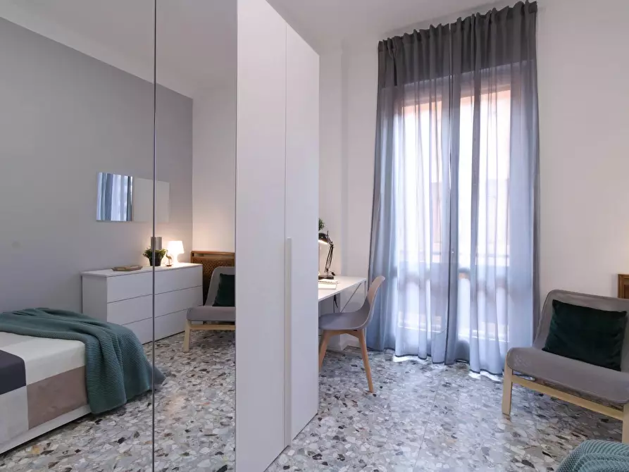 Immagine 5 di Camera in affitto  in Via 20 Settembre a Brescia