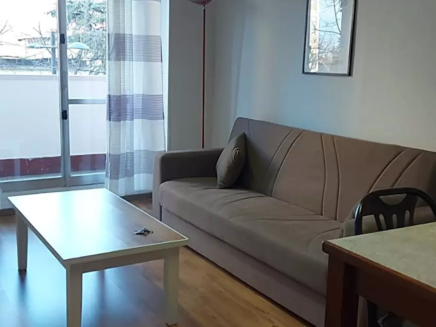 Immagine 5 di Appartamento in affitto  in Viale Camillo Benso di Cavour a Ferrara