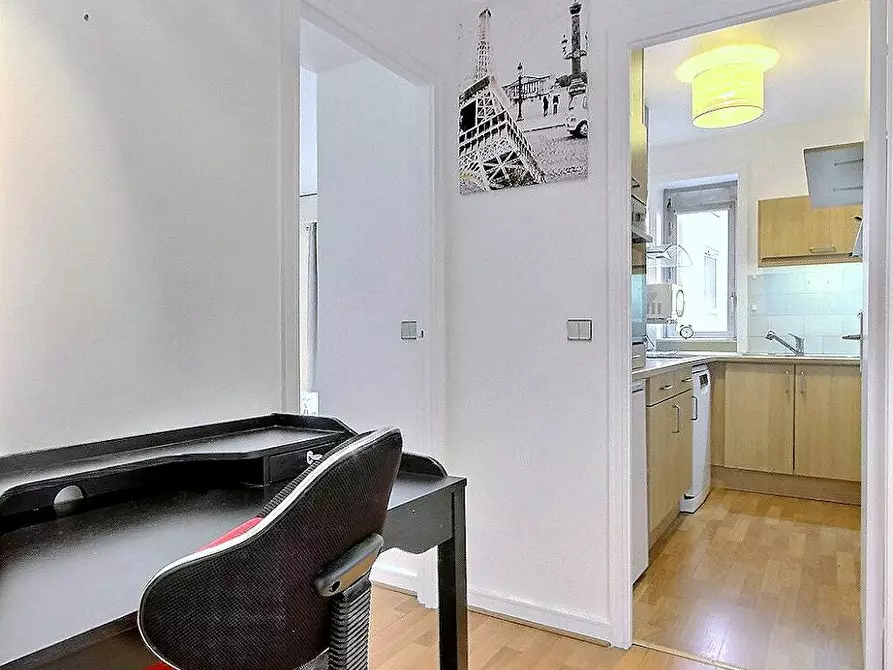 Immagine 4 di Appartamento in affitto  in Rue de Chaillot a Paris 16