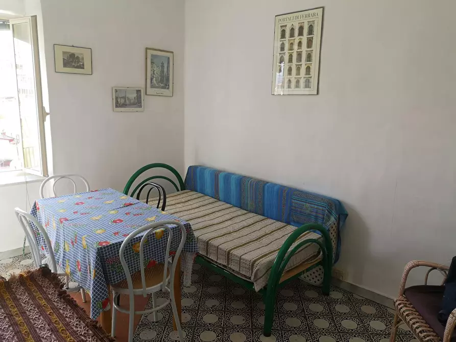 Immagine 6 di Camera in affitto  in Vico Melofioccolo a Napoli