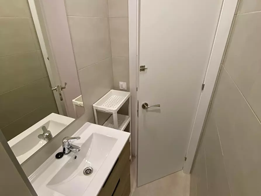 Immagine 5 di Camera in affitto  in Carrer de Sant Pau a Barcelona