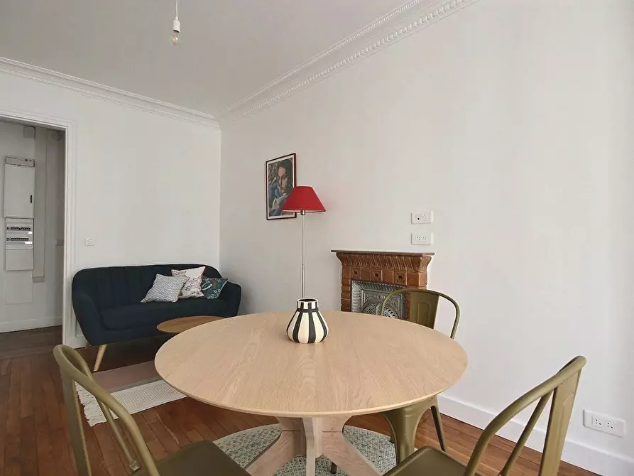 Immagine 5 di Appartamento in affitto  in Rue de Charenton a Paris