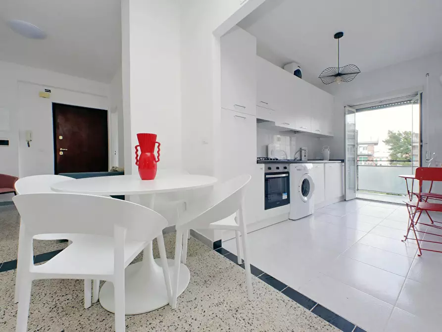 Immagine 5 di Appartamento in affitto  in Viale di Valle Aurelia a Roma