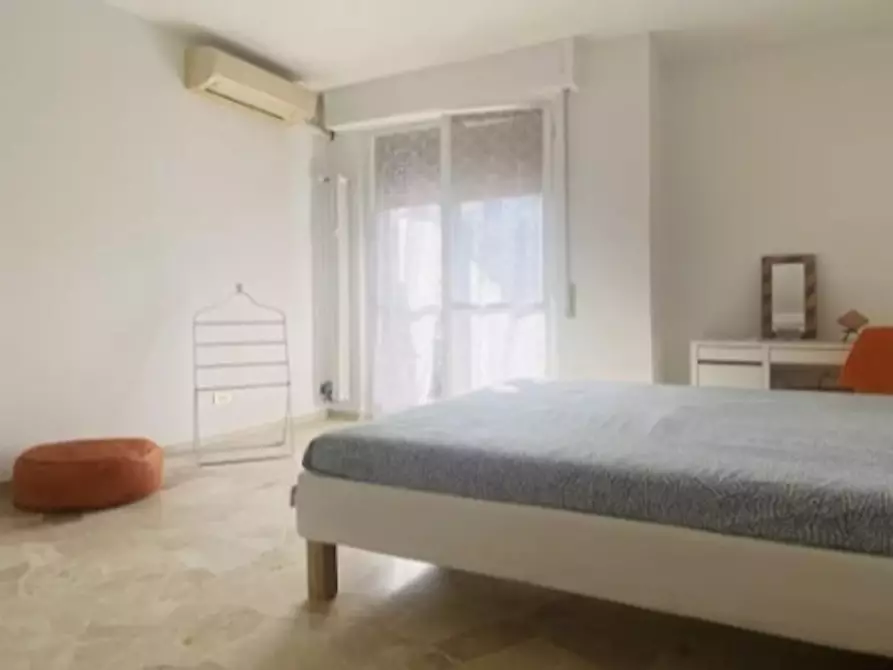 Immagine 6 di Camera in affitto  in Via Zurigo a Milano