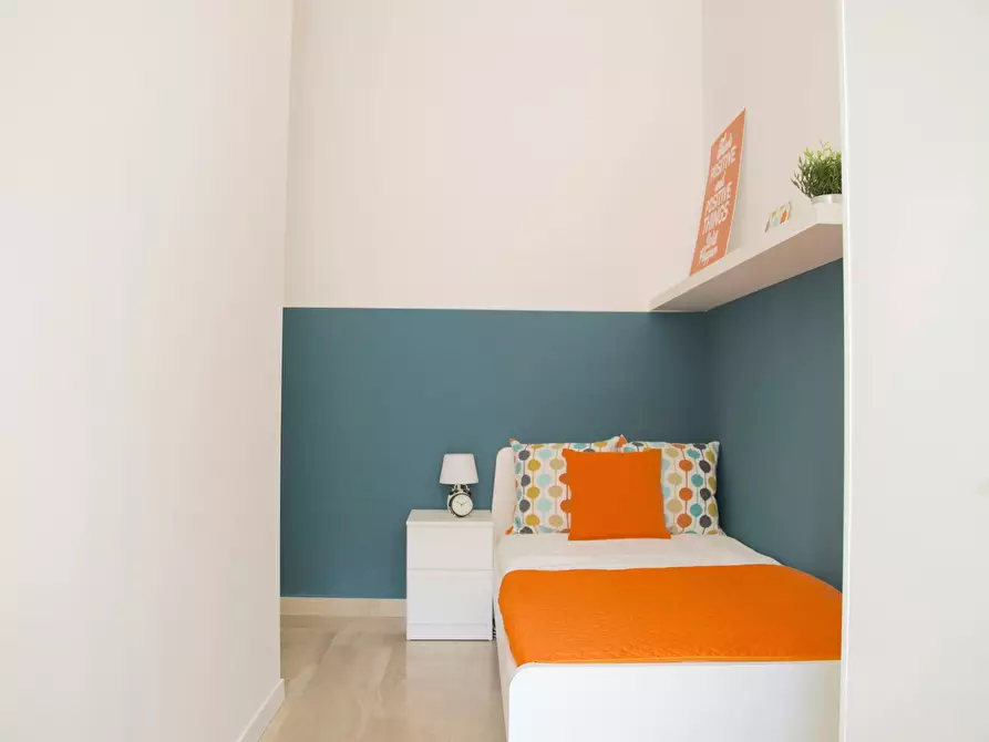 Immagine 3 di Camera in affitto  in Via Ermete Zacconi a Bologna