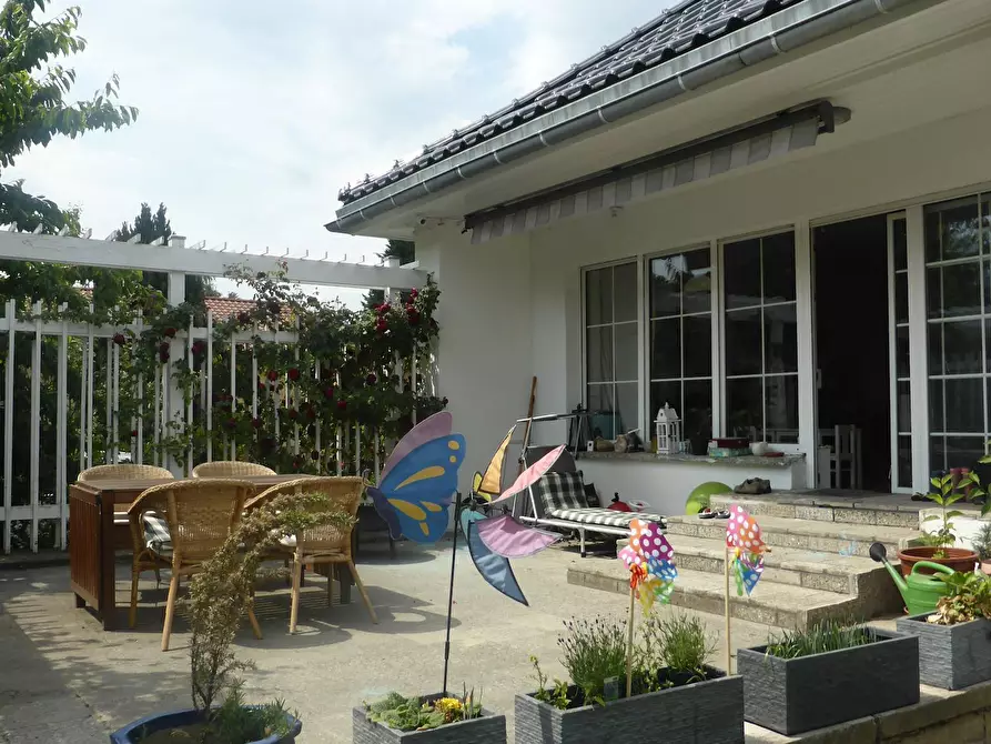 Immagine 1 di Casa indipendente in affitto  in Taufsteinweg a Berlin