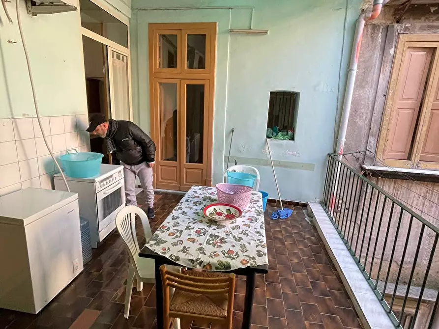 Immagine 7 di Camera in affitto  in Via San Giovanni in Porta a Napoli