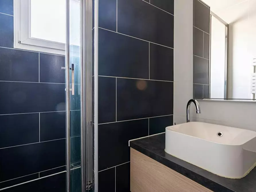 Immagine 10 di Appartamento in affitto  in Avenue de Verdun a Issy-les-Moulineaux