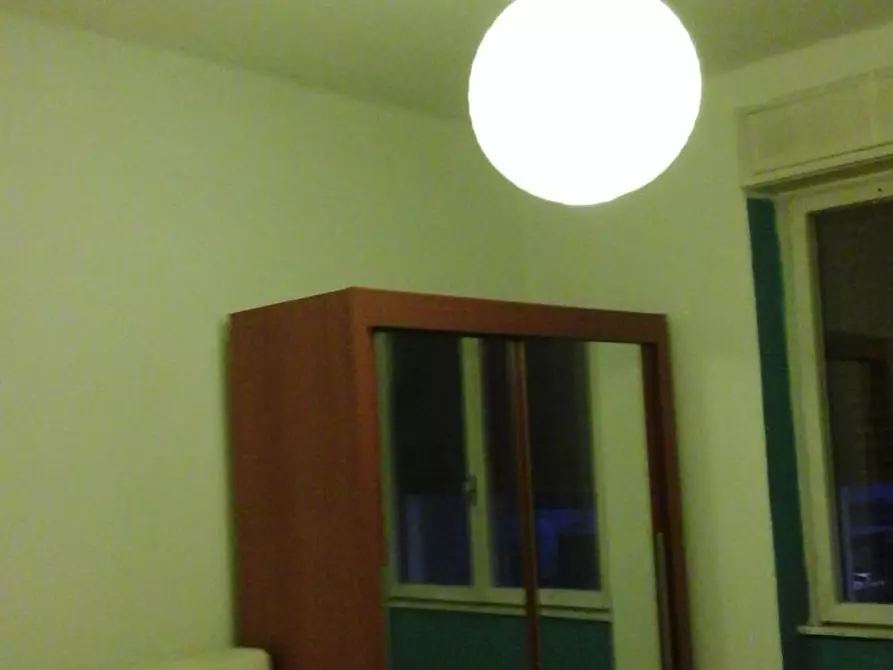 Immagine 3 di Camera in affitto  in Via Castelbarco a Trento