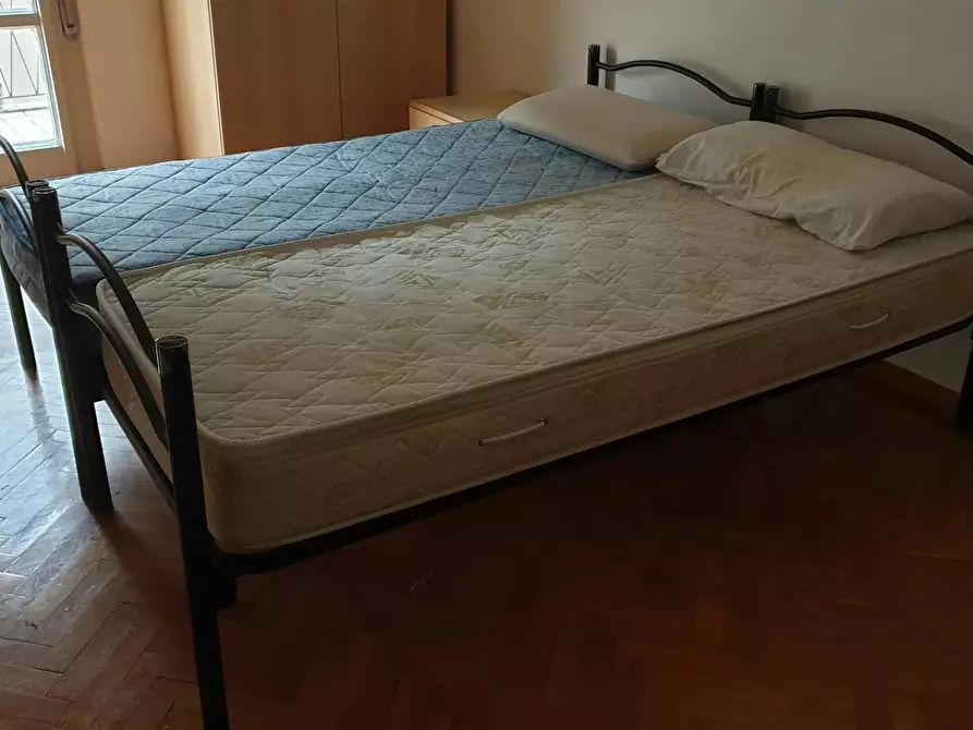 Immagine 2 di Camera in affitto  in Via Castelbarco a Trento