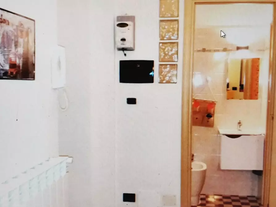 Immagine 9 di Camera in affitto  in Via Barge a Torino