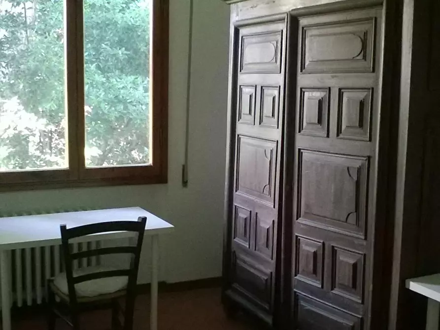 Immagine 4 di Camera in affitto  in Via Carlo Pisacane a Firenze