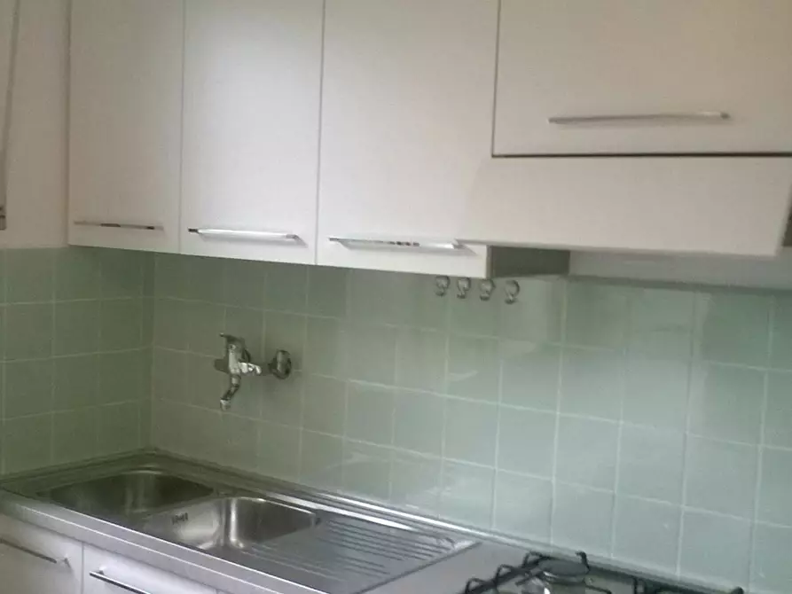 Immagine 10 di Camera in affitto  in Via Carlo Pisacane a Firenze