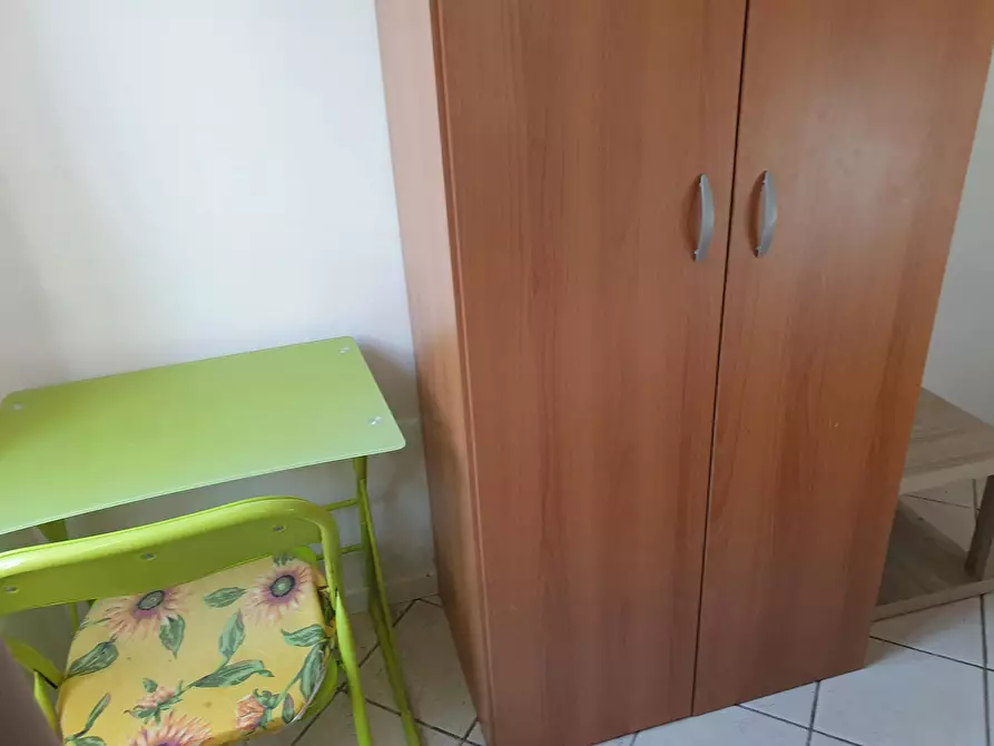 Immagine 3 di Camera in affitto  in Via Giuseppe Mazzini a Trento