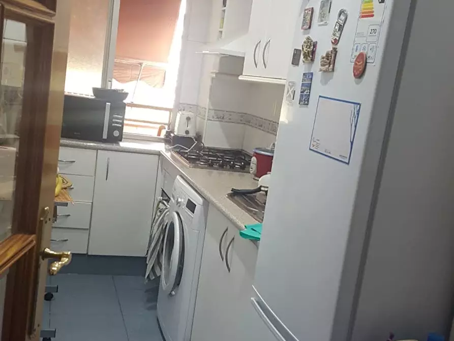 Immagine 4 di Camera in affitto  in Avinguda de Blasco Ibáñez a Valencia