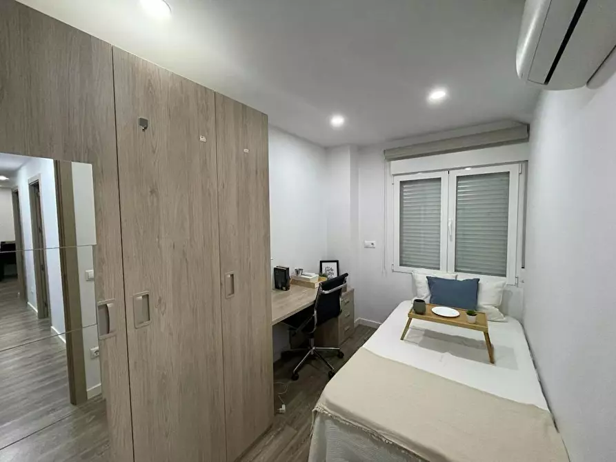 Immagine 6 di Appartamento in affitto  in Calle Cristóbal Bordiú a Madrid