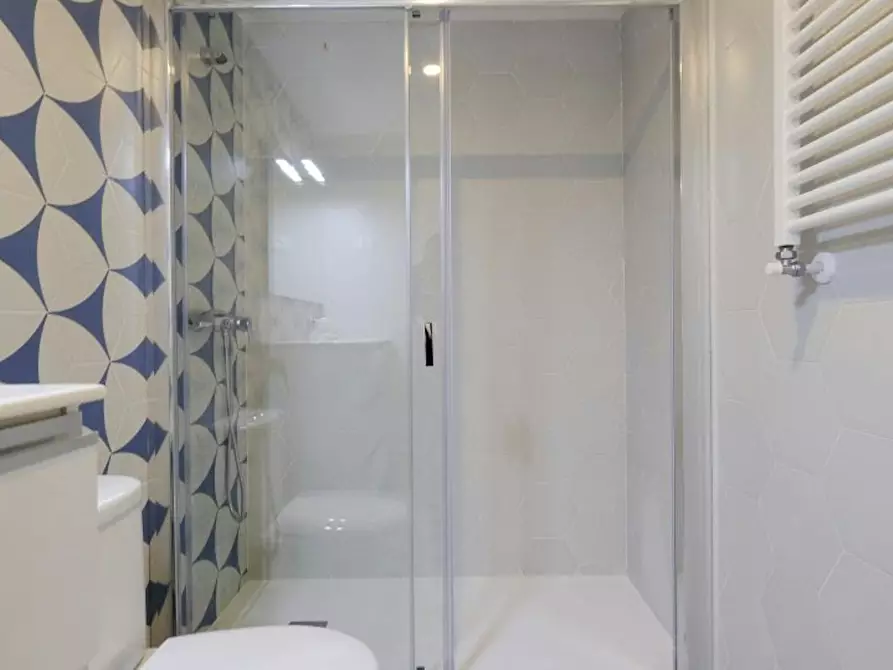 Immagine 6 di Appartamento in affitto  in Calle de Benidorm a Madrid
