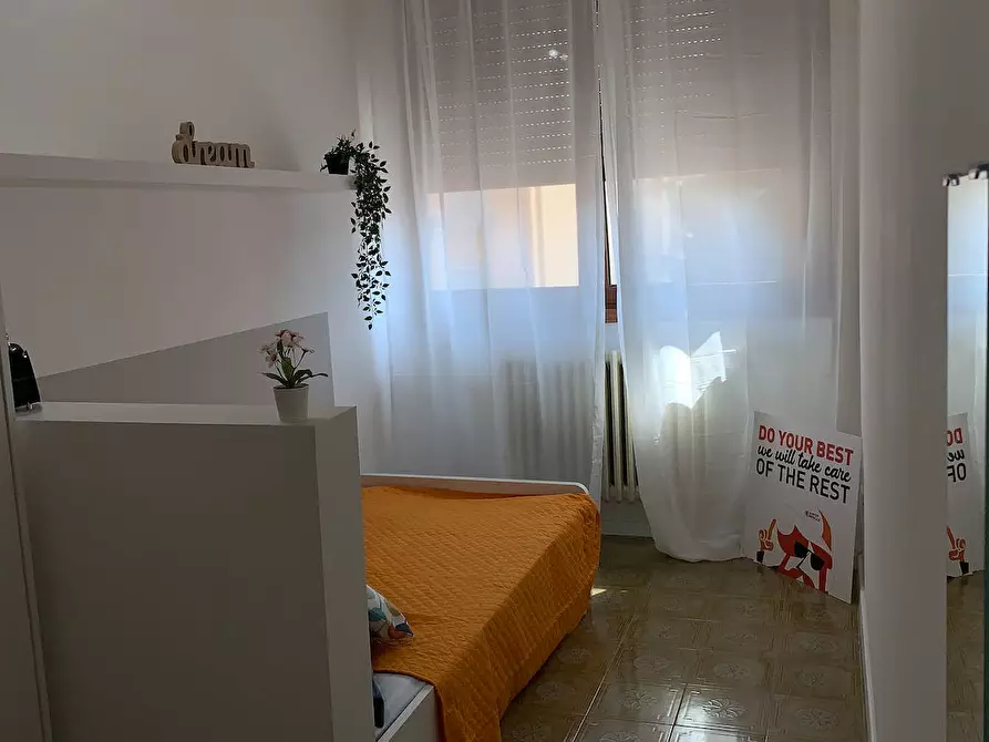 Immagine 2 di Camera in affitto  in Via Fratelli Perini a Trento