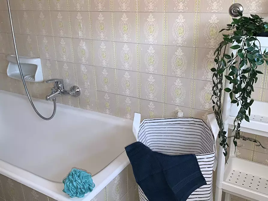 Immagine 8 di Camera in affitto  in Via Fratelli Perini a Trento