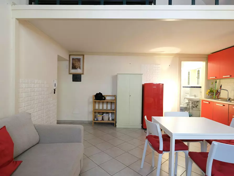 Immagine 5 di Appartamento in affitto  in Via dell'Oriuolo a Firenze