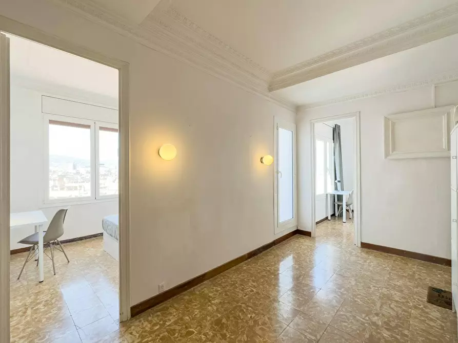 Immagine 10 di Camera in affitto  in Carrer de Sant Pau a Barcelona