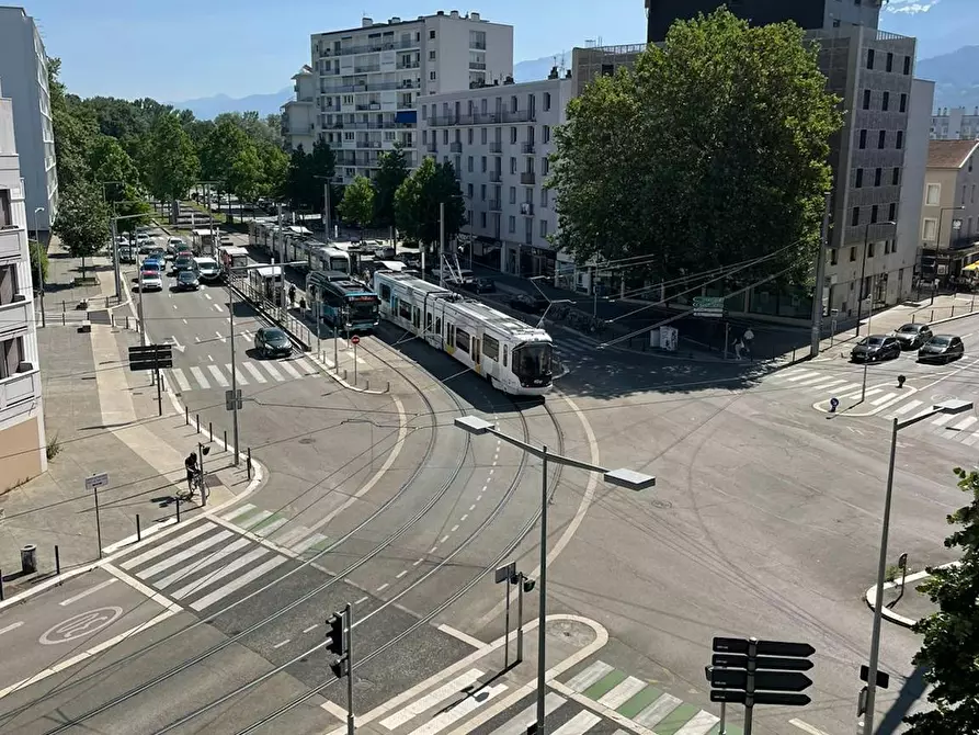 Immagine 10 di Camera in affitto  in Boulevard Clemenceau a Grenoble