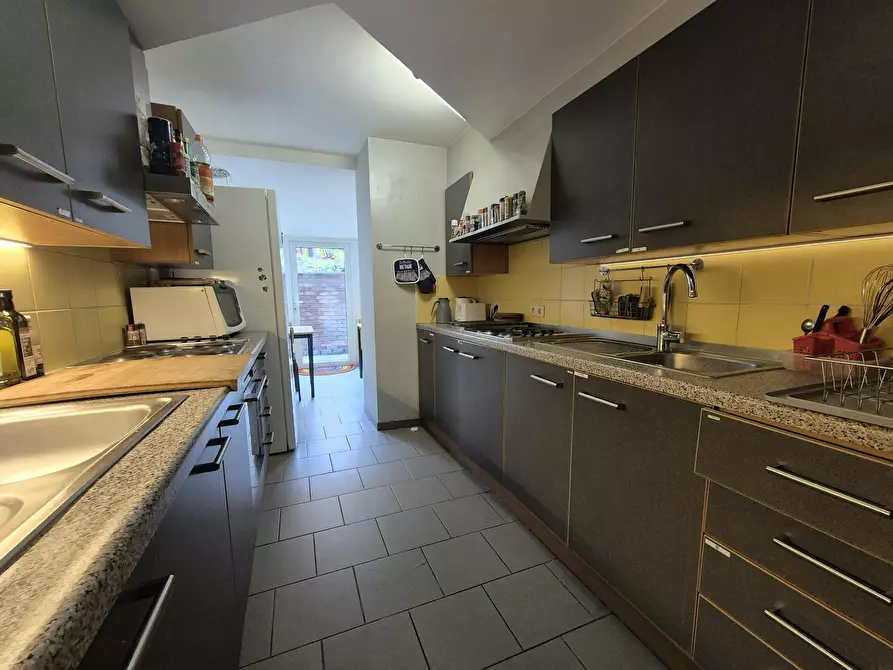 Immagine 10 di Camera in affitto  in Rue Darchis a Rocourt