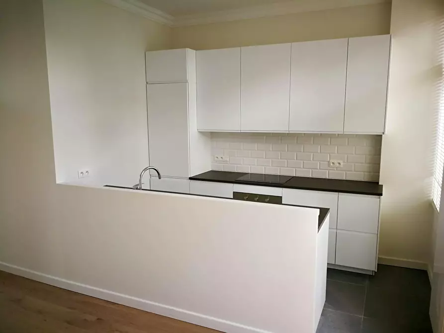 Immagine 5 di Casa indipendente in affitto  in Rue Rasson a Schaerbeek