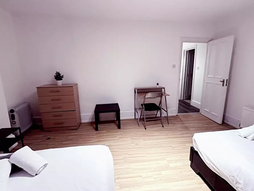 Immagine 6 di Appartamento in affitto  in Abbey Road a Camden Town