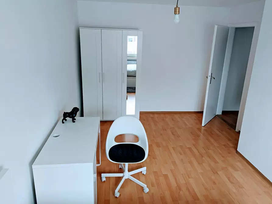Immagine 5 di Camera in affitto  in Franz-Metzner-Straße a München