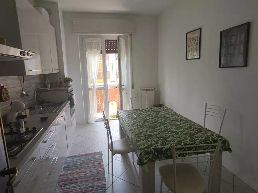 Immagine 4 di Camera in affitto  in Via Solferino a Castellanza