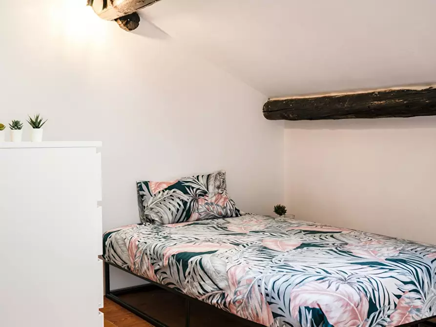 Immagine 2 di Camera condivisa in affitto  in Via Generale Gustavo Fara a Milano