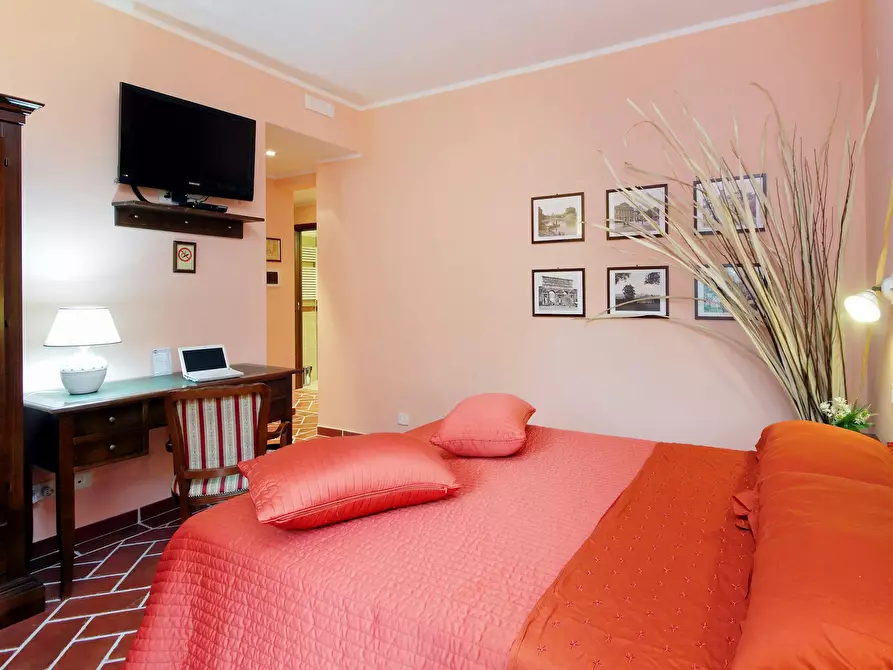 Immagine 4 di Camera in affitto  in Via Cincinnato a Roma